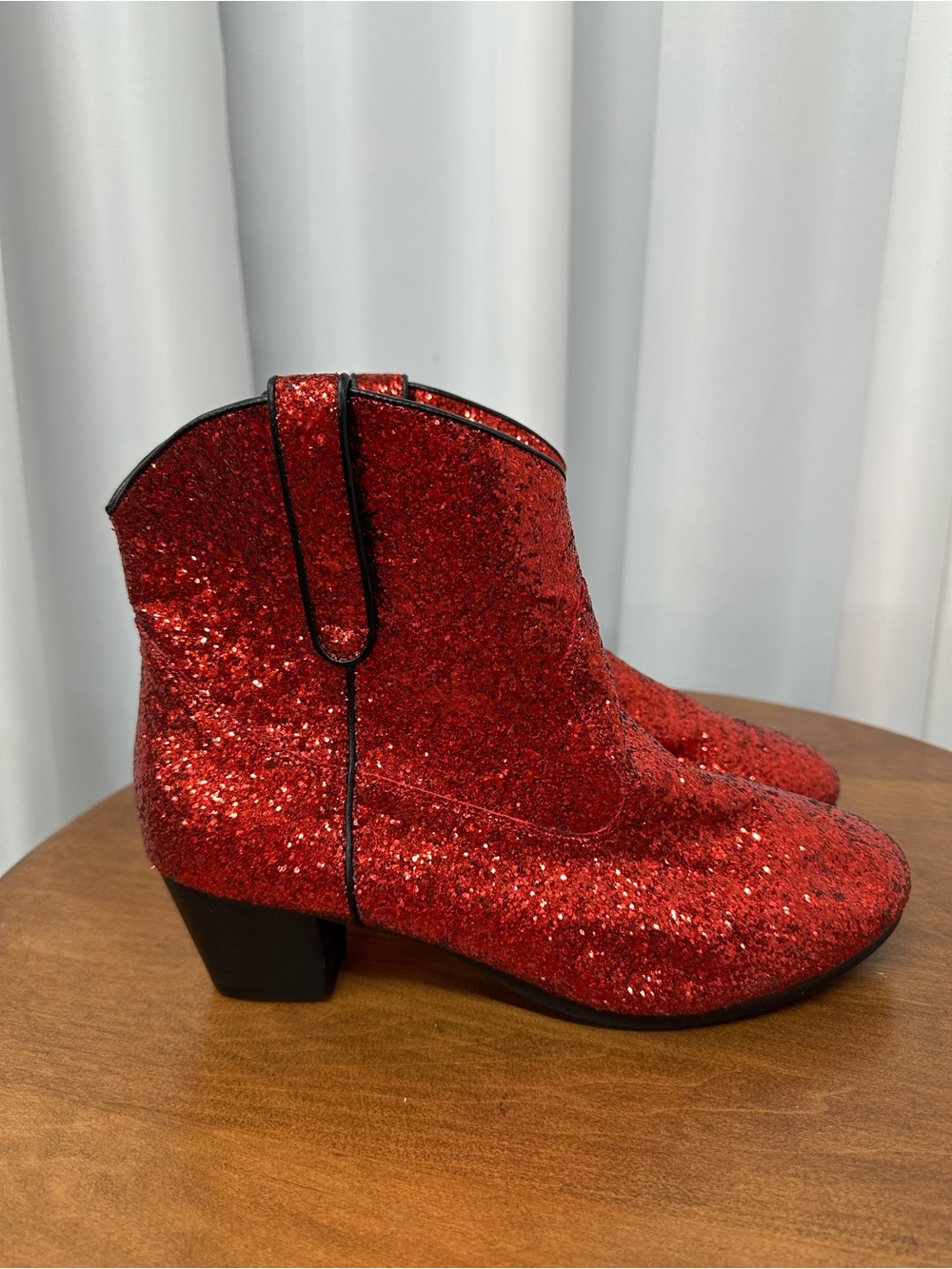 Women’s size 10.5 competitive dancer by very fine red glitter booties boots new